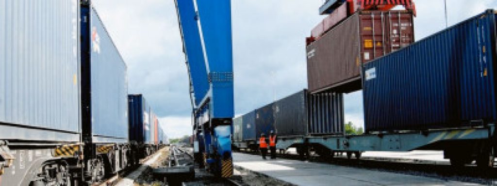 Trenes de contenedores acelerados: por qué son convenientes y cuándo son rentables