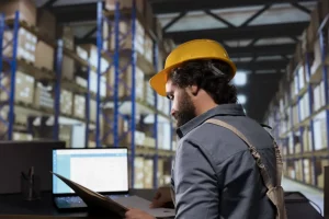 Gestión de inventarios por un operario en almacén